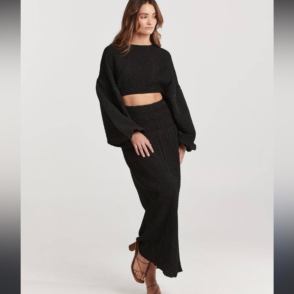 NWT Charlie Holiday Aria top
